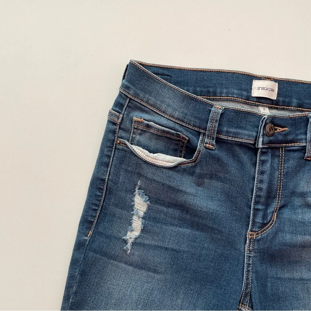 SNEAK PEEK Mid Rise Stretch Skinny Denim Distressed Blue Jeans Frayed Hem Size 7 - Picture 4 of 9